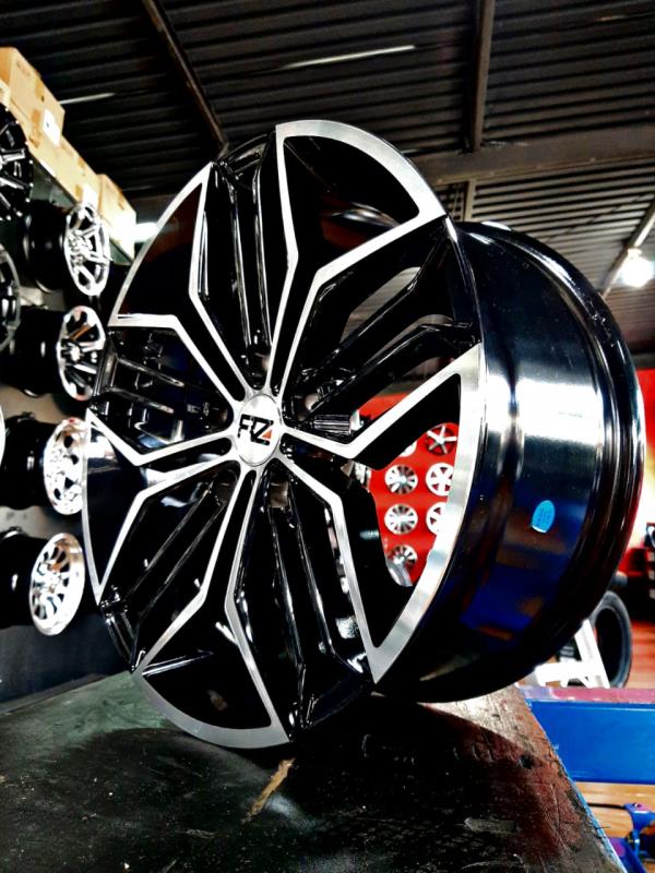 ARO 17X8 (L1567) 5/120 MB (SET 4 AROS)