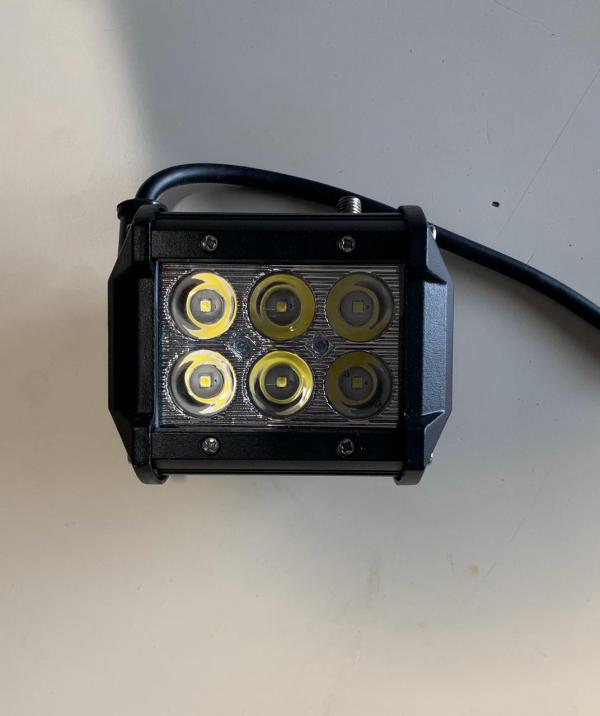 HALOGENO LED CUADRADO 18 WATTS