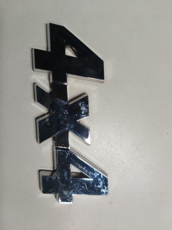 EMBLEMA 4X4