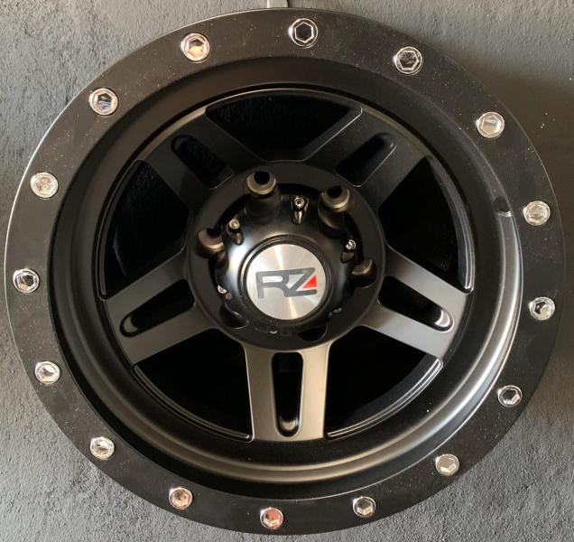 ARO 16X8.5 (L1997) 6X139.7 Flat black and black cap with  rives (SET 4 AROS)