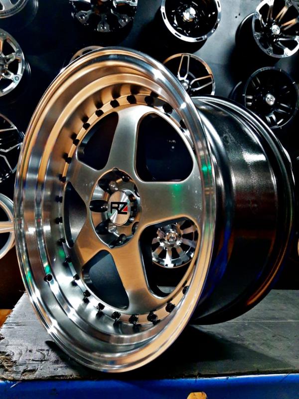 ARO 17X9 (L1569) 4/100/114.3 Hyper Black and machine lip with black rivets (SET 4 AROS)