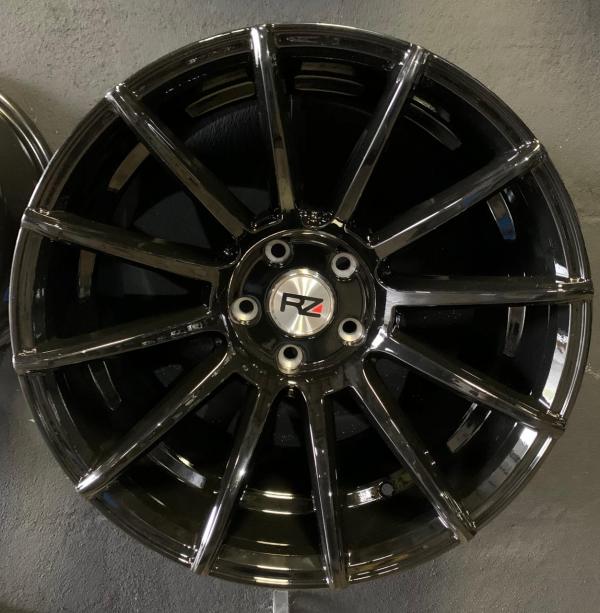 ARO 18X9.5 (L572) 5/114.3 BLACK UNIDAD
