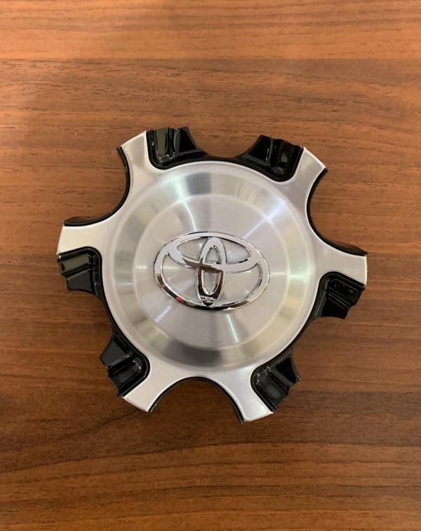 TAPA TOYOTA 1473 K139 BM