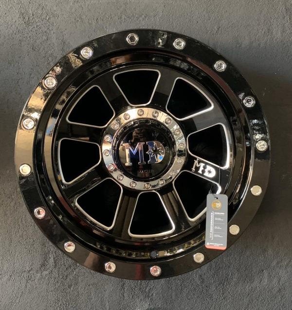 ARO 17X9 (L1990) 6/139 Black Miling Spoke Chrome ring MD.word (SET 4 AROS)