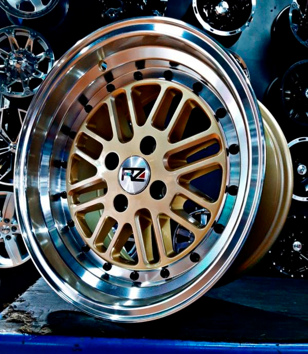 ARO 15X8 (L2009) 4/100 Gold lip Black Rivets (SET 4 AROS)