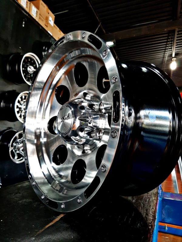 ARO 15X8 (L521) 6/139.7 FLAT BLACK AND MACHINE FACE (SET 4 AROS)