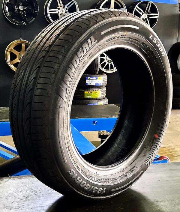 LLANTA 195/60R15 LANDSAIL LS388