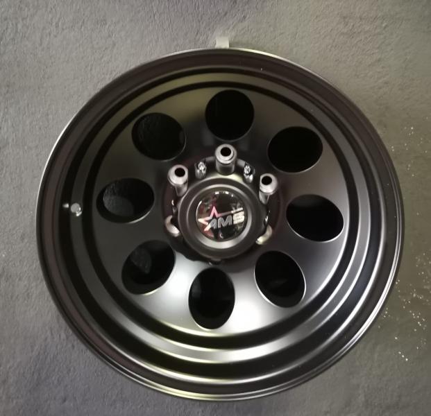 ARO 15X8 (L050) 6/139.7 MATT BLACK (SET 4 AROS)