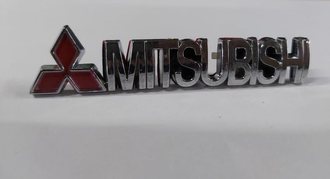 EMBLEMA MITSUBISHI PEQ LOGO