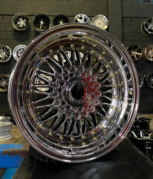 ARO 17X10 (L247) 5/112/120 Vacuum Chrome White UNIDAD
