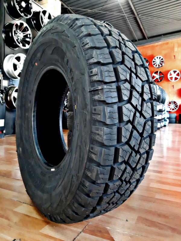 LLANTA 31X10.50R15 SAFERICH FRC86 AT 6PR