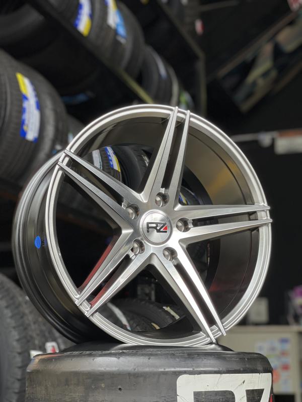 ARO 17X8 (L2042) 5/114.3 HYPER BLACK MACHINE FACE (SET 4 AROS)