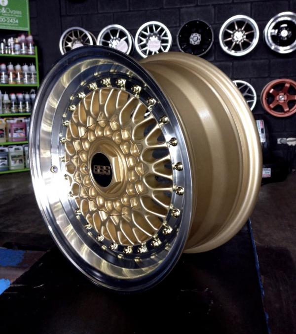 ARO 15X7 (L247) 4/100/114.3 GOLD POLISH LIP GOLD RIVET (SET 4 AROS)