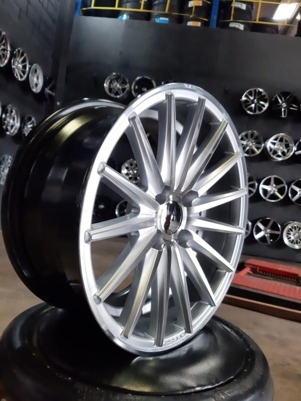 ARO 15X7 (L560) 4/100/108 MACHINED SILVER (SET 4 AROS)