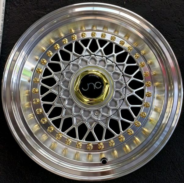 ARO 15X8 (L1739) 4/100/114.3 HB AND MACHINE LIP (SET 4 AROS)