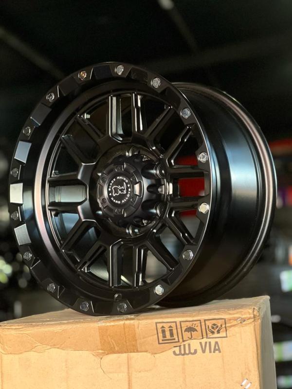ARO 16X8 (H148) 6/139.7 THE BLACK AND SILVER (SET 4 AROS)